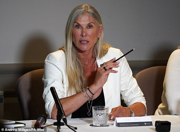 Sharron Davies y Laura Woods celebran los Juegos Olímpicos Se PROHIBIÓ a los atletas trans ‘robar premios’ mientras la boxeadora Imane Khelif se enfrenta a pruebas de sexo