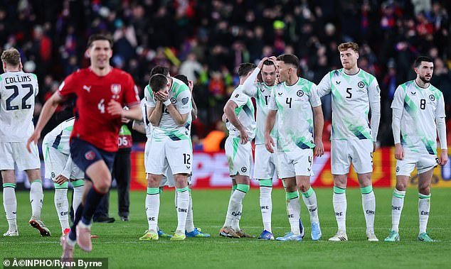 Irlanda sufre un penalti en Praga: cómo los Chicos de Verde, considerados un sueño mundialista, son destruidos por Chequia en una dramática tanda de penaltis