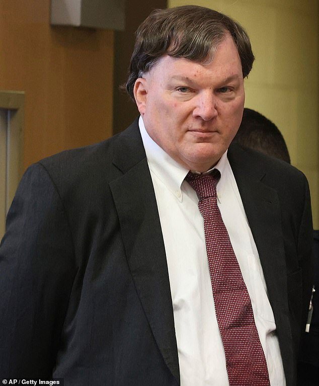 Las familias se preparan para la justicia mientras se espera que el asesino en serie acusado de Gilgo Beach se declare CULPABLE, lo que podría poner fin a décadas de horror.