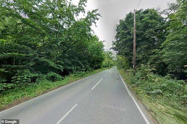 Tragedia cuando madre e hija mueren en un accidente: un hombre de 22 años es arrestado bajo sospecha de conducir drogado.