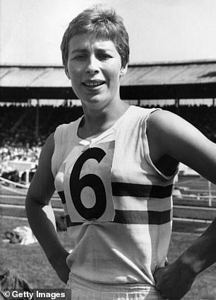 Mary Rand ha muerto a los 86 años: ha muerto la leyenda olímpica británica pionera, la PRIMERA mujer en ganar oro en una prueba de atletismo.