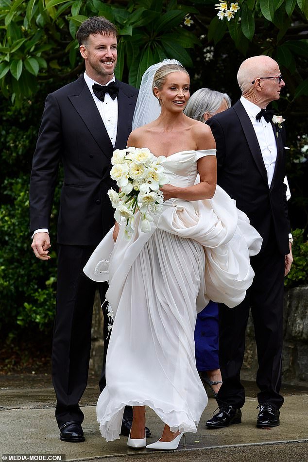 ¡El Misil dice que sí! James Magnussen se casa con su amor de toda la vida, Rose McEvoy, en una boda glamorosa y lluviosa en Watsons Bay