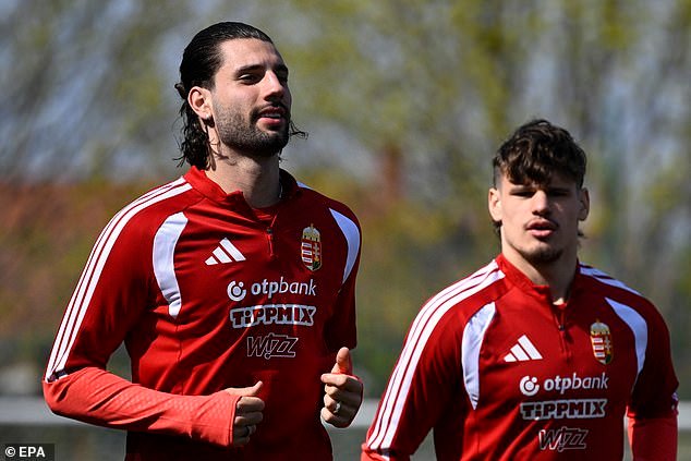 El entrenador húngaro despide al entrenador del Liverpool, Arne Slot, después de que Dominik Szoboszlai sugiriera: “No interfieras en mi trabajo”