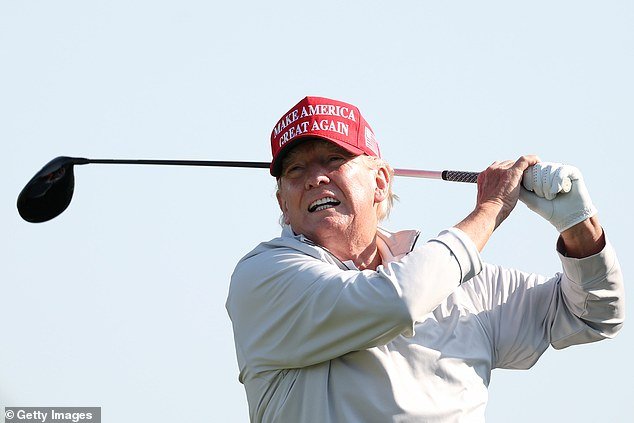 Revelado: La asombrosa cantidad que el hábito del golf de Donald Trump costó a los contribuyentes estadounidenses