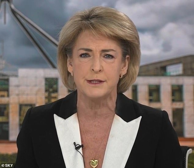 La senadora Michaelia Cash responde después de que el primer ministro calificara la compra de combustible por pánico como “no australiana”