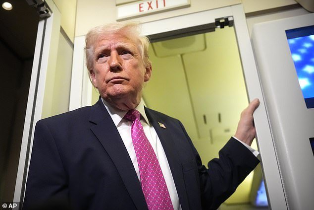 Trump dice que podría “tomar petróleo iraní” y se jacta de que puede invadir la isla de Kharg “fácilmente” mientras el número de tropas estadounidenses en Medio Oriente llega a 50.000