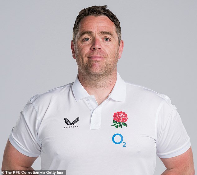 Steve Borthwick sufre otro golpe cuando el personal clave de Inglaterra es robado por rivales sudafricanos