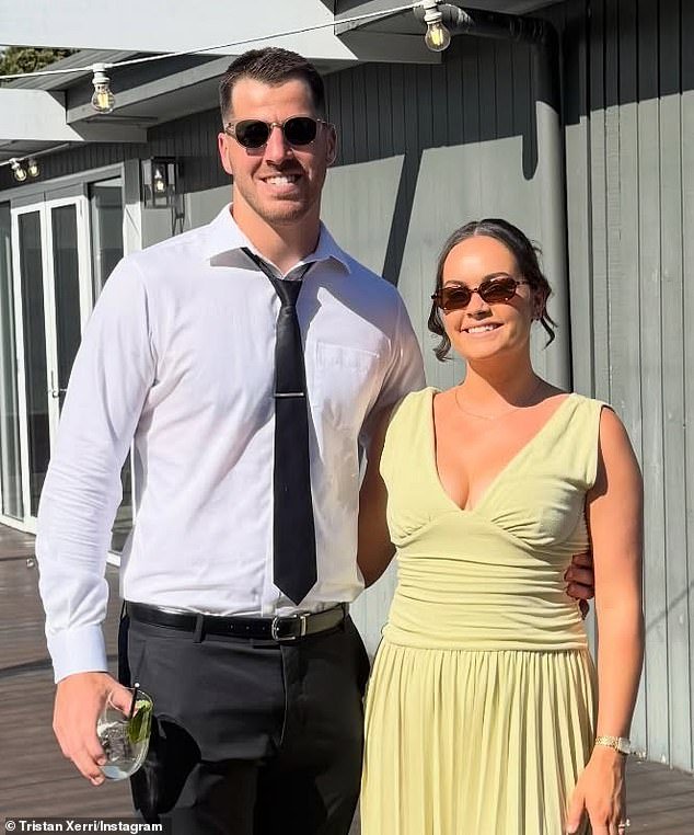 La estrella de la AFL ofrece a los fanáticos una visión cruda del abuso con clasificación X que está siendo censurado en la cobertura televisiva al explicar por qué limpió su propia SANGRE sobre un oponente.