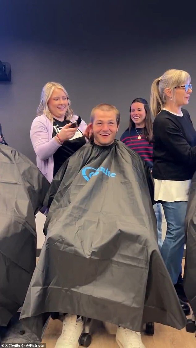 El mariscal de campo de los Patriots, Drake Maye, muestra un nuevo y drástico peinado semanas después de la desgarradora derrota en el Super Bowl