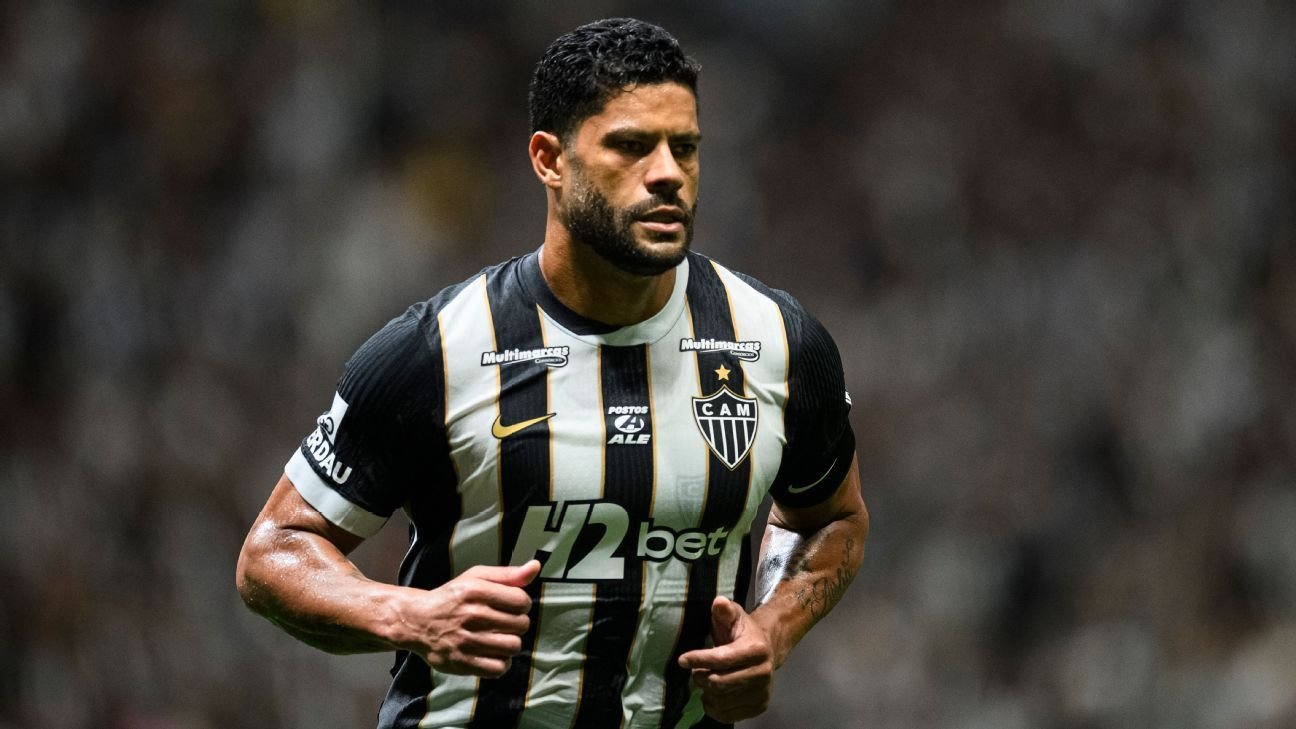 Hulk, uno de los 23 jugadores expulsados durante una pelea masiva en la final de Brasil