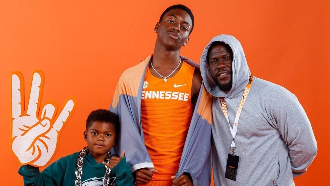 Hendrix, el hijo de Kevin Hart, se compromete con la pista de atletismo en Tennessee
