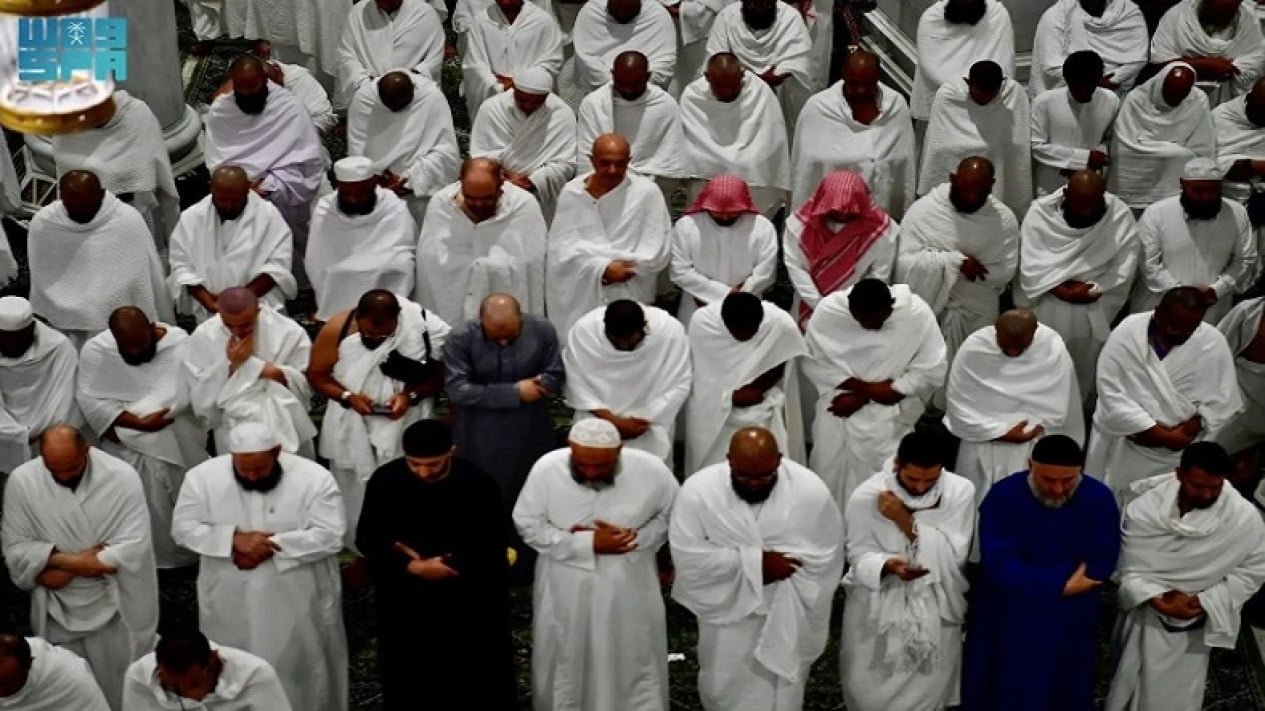 Calendario completo de oración para DKI Yakarta y sus alrededores, martes 17 de marzo de 2026