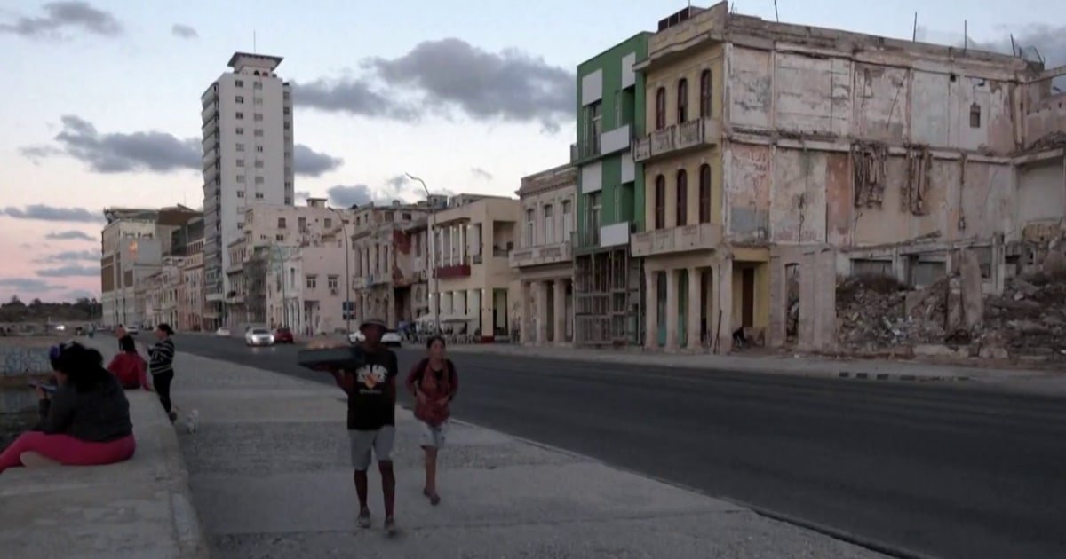 Estados Unidos aumenta la presión sobre Cuba mientras Trump considera una posible acción