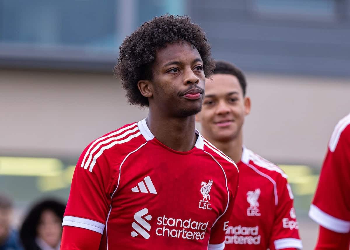 El Liverpool U8 es derrotado por poco y un joven de 15 años lo vuelve a hacer