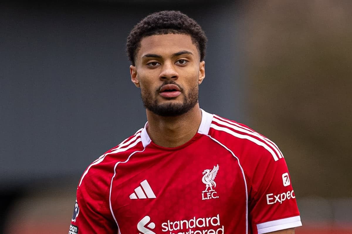 Marca un Rocket internacional antes del debut del Liverpool