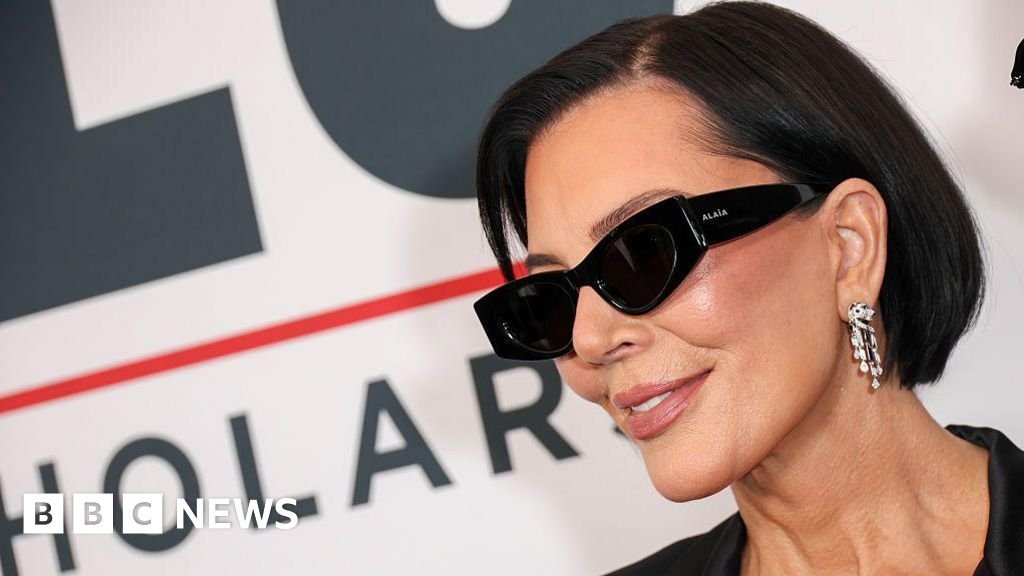 La imagen de Kris Jenner difunde la tendencia afortunada en las redes sociales chinas