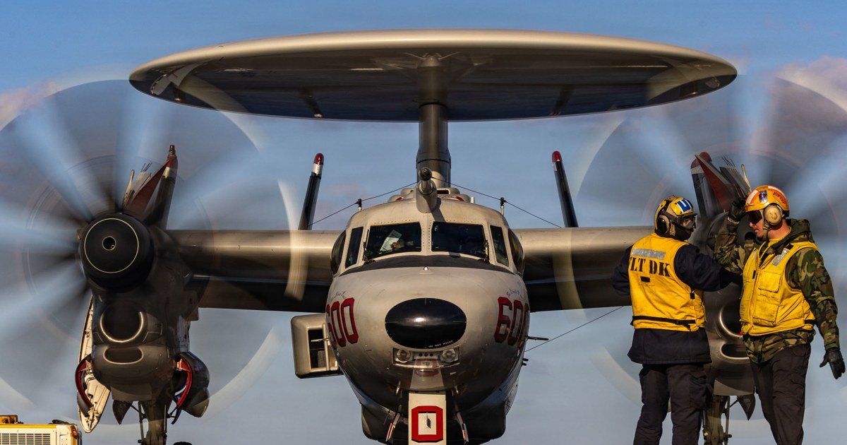 La administración Trump podría ordenar a los fabricantes estadounidenses que fabriquen más municiones en medio de la guerra con Irán