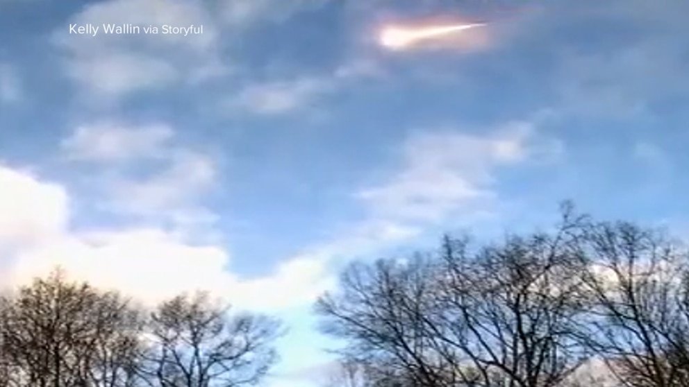 MIRAR: Se escucha un enorme estallido de meteoritos en varios estados