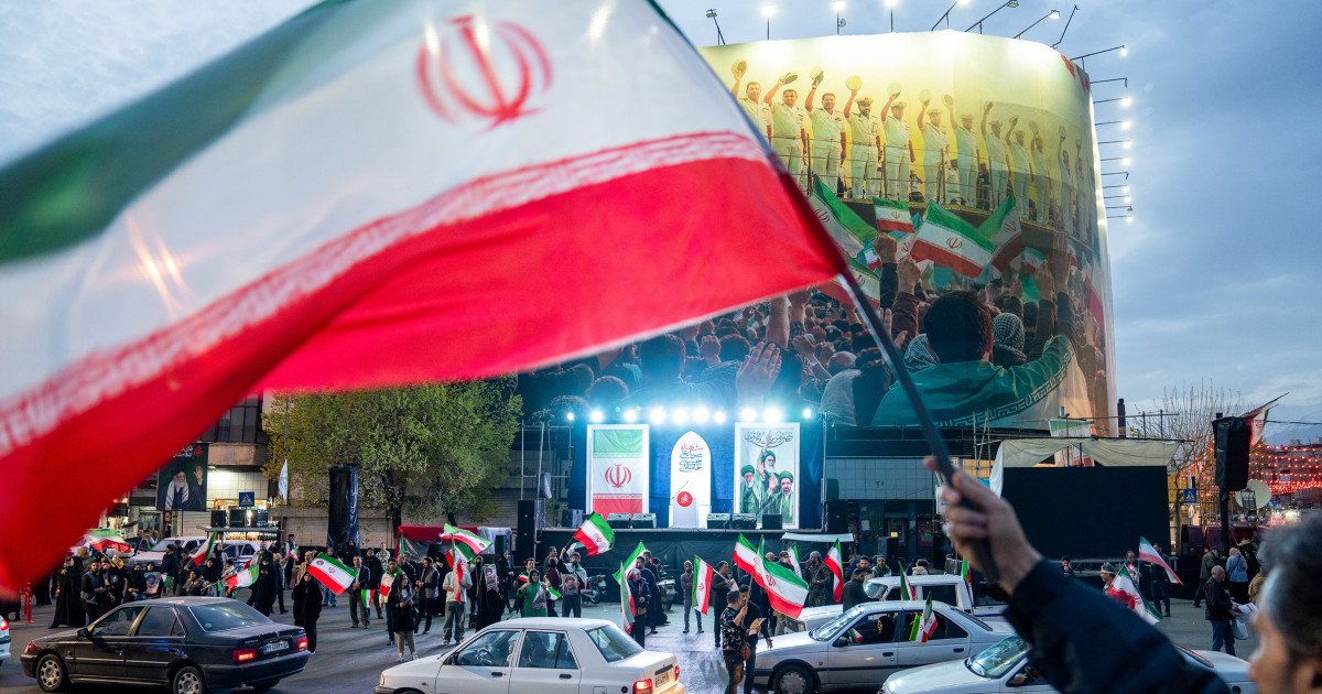 Trump da marcha atrás en ataques a centrales eléctricas, la guerra con Irán continúa en medio de negociaciones