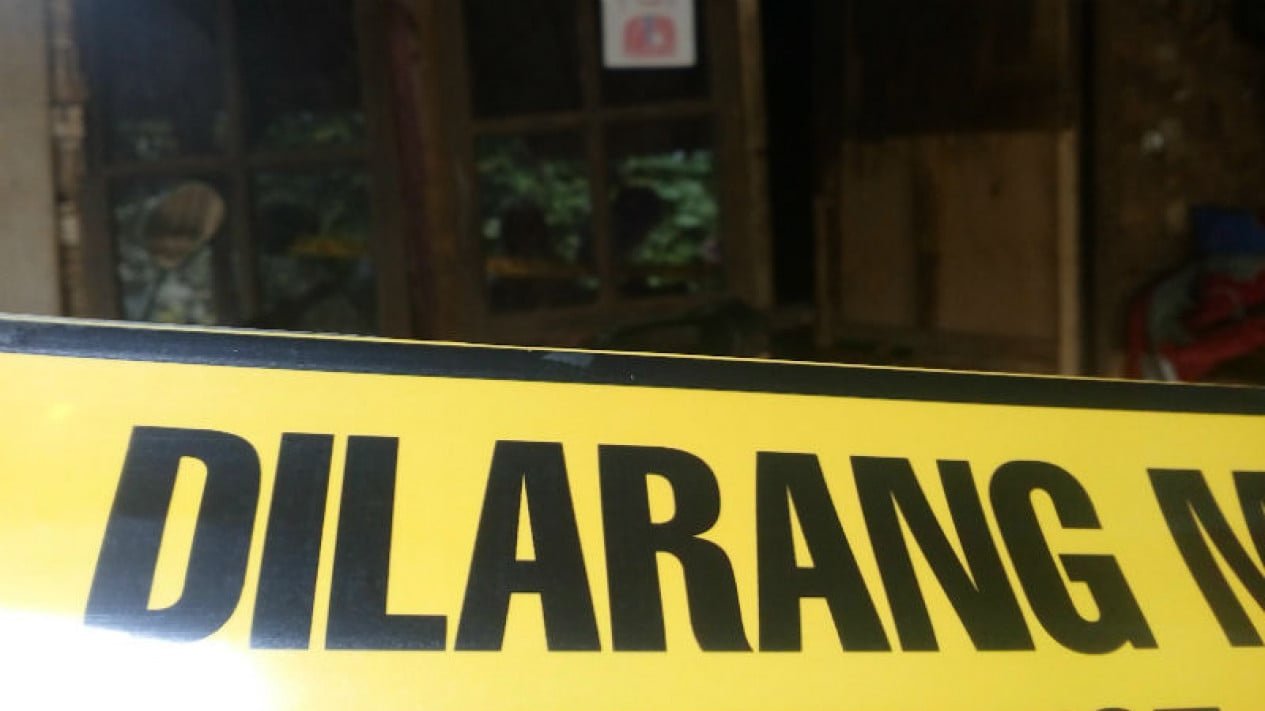 ¡Horrorizado! OTK lanza bombas molotov a estudiantes en la puerta del campus de la UNM, 2 estudiantes son víctimas