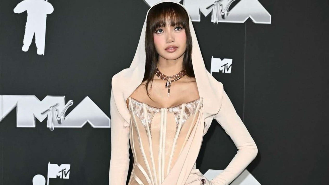 ¡Lisa de BLACKPINK hace historia! Se convierte en el primer ídolo del K-Pop que reside en Las Vegas.