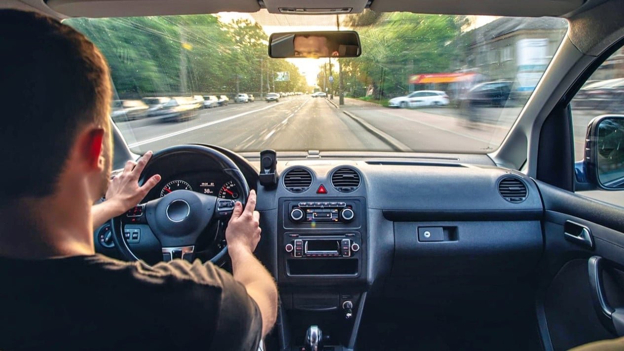 5 consejos para conducir con seguridad durante el reflujo del regreso a casa del Eid que necesita saber