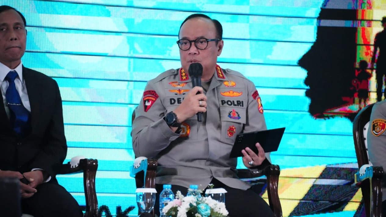 Supervisando el flujo de regresos a casa desde el aire, el subjefe de policía pide que 2.746 operaciones de Ketupat estén listas para atender a las llegadas en 2026.