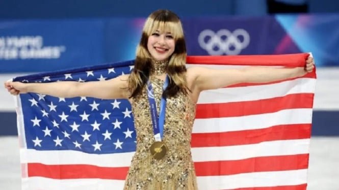 La historia de Alysa Liu, la campeona olímpica estadounidense de padre chino opositor