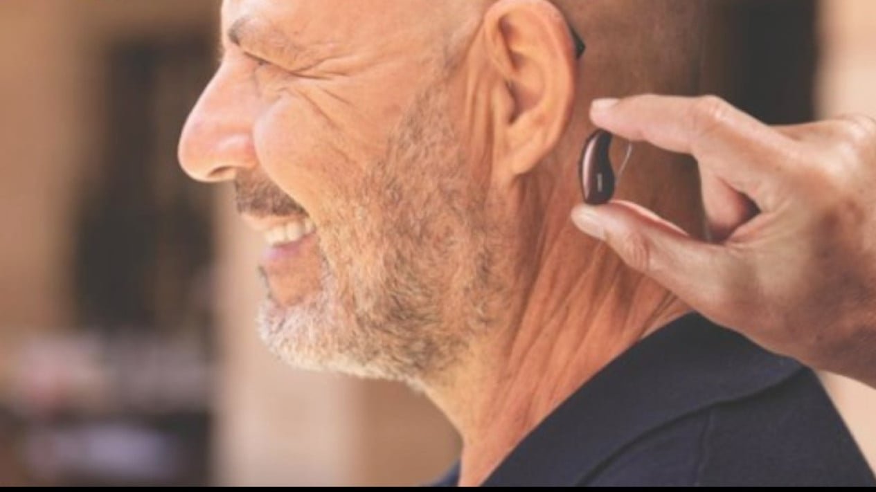 IA de doble chip, tecnología que cambia la forma de oír