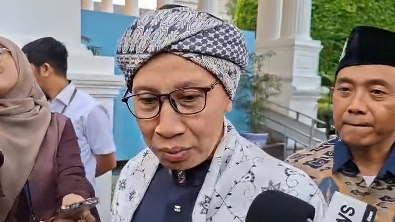 Buya Yahya invita a orar por Prabowo: ser presidente es difícil