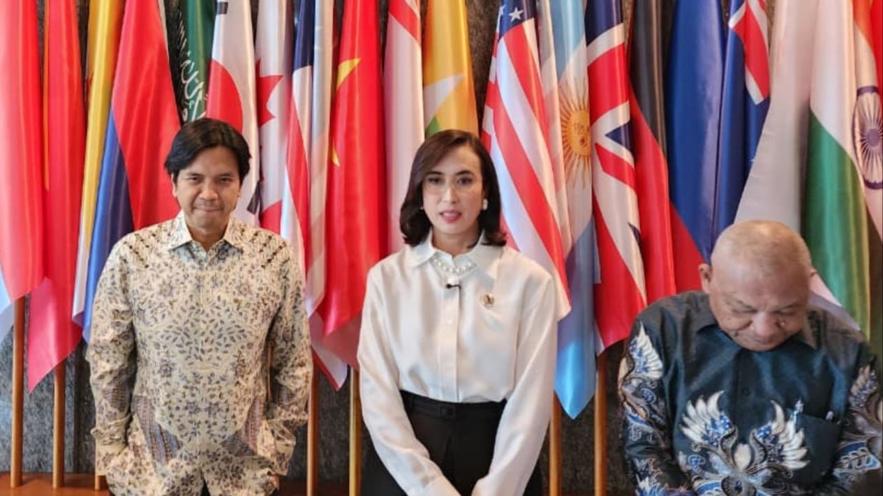 Putri KW se levanta desde atrás, el Ministro de Turismo apoya el evento de agua de PB de Indonesia en Bali