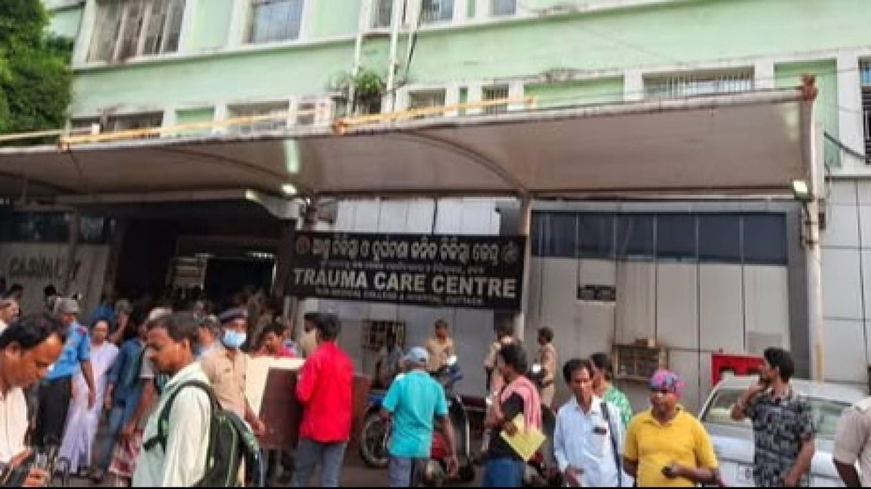 Incendios en un hospital de la India: 10 pacientes muertos y 11 enfermeras quemadas