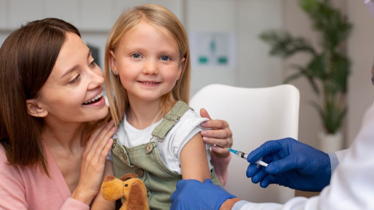 Los padres jóvenes se preocupan más por vacunar a sus hijos, he aquí el motivo
