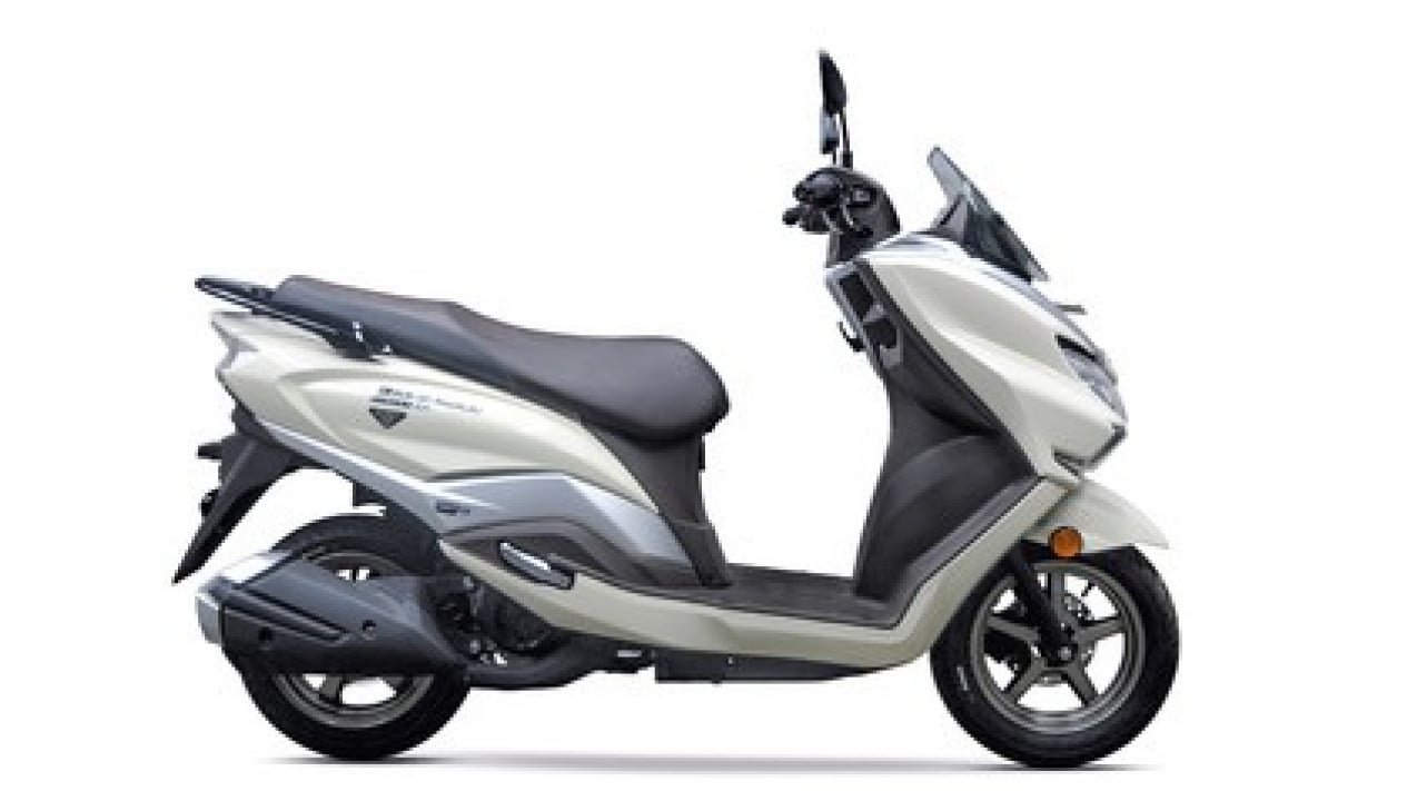 Suzuki ‘modifica’ a Burgman para que no sea aburrido