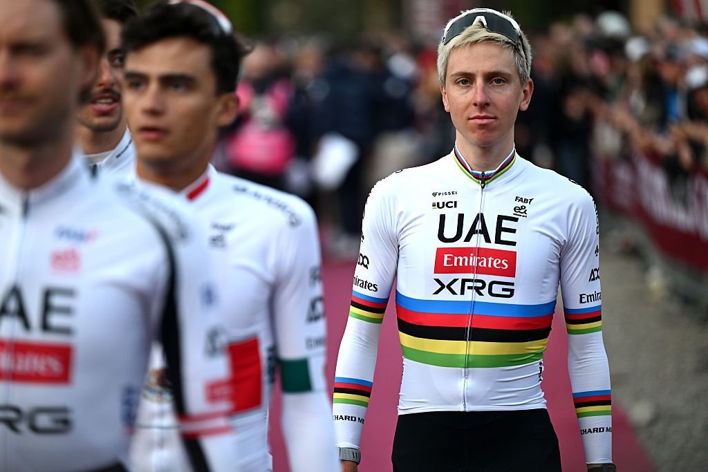 El UAE Team Emirates-XRG se ve obligado a reducir el programa de carrera y cambiar de equipo tras varias caídas y Jhonatan Narváez y Tim Wellens entre los corredores que siguen fuera