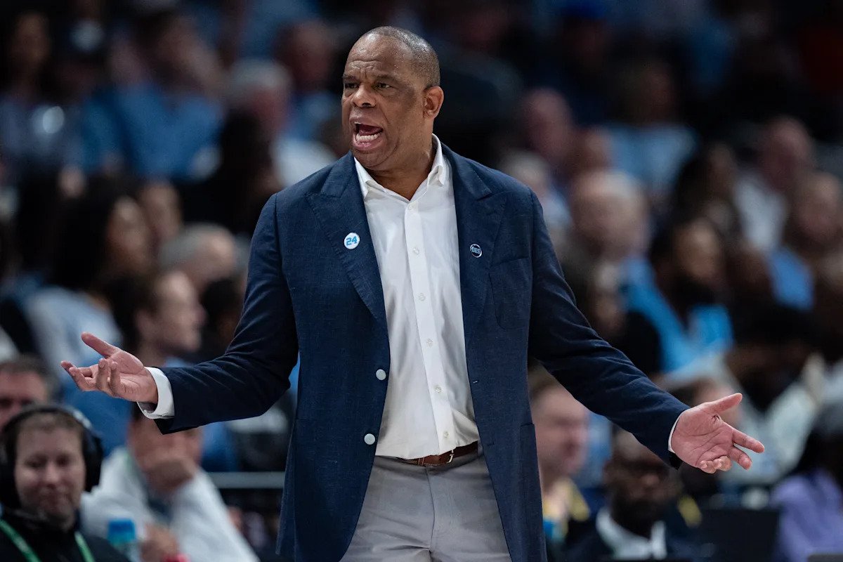 Después de que Carolina del Norte se separara de Hubert Davis, aquí hay 6 candidatos para reemplazarlo