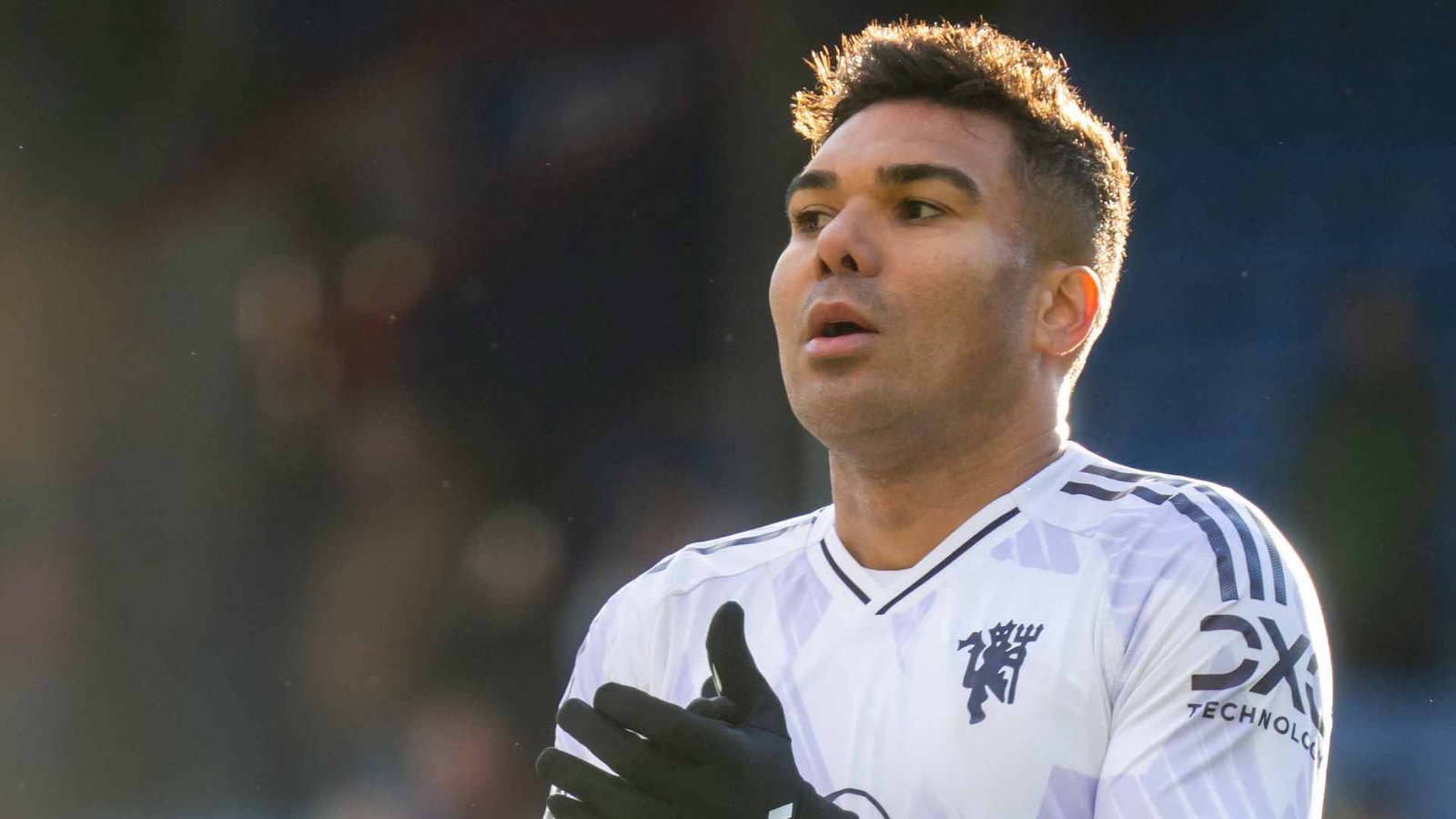 Casemiro contendrá las lágrimas en emotiva despedida del Manchester United