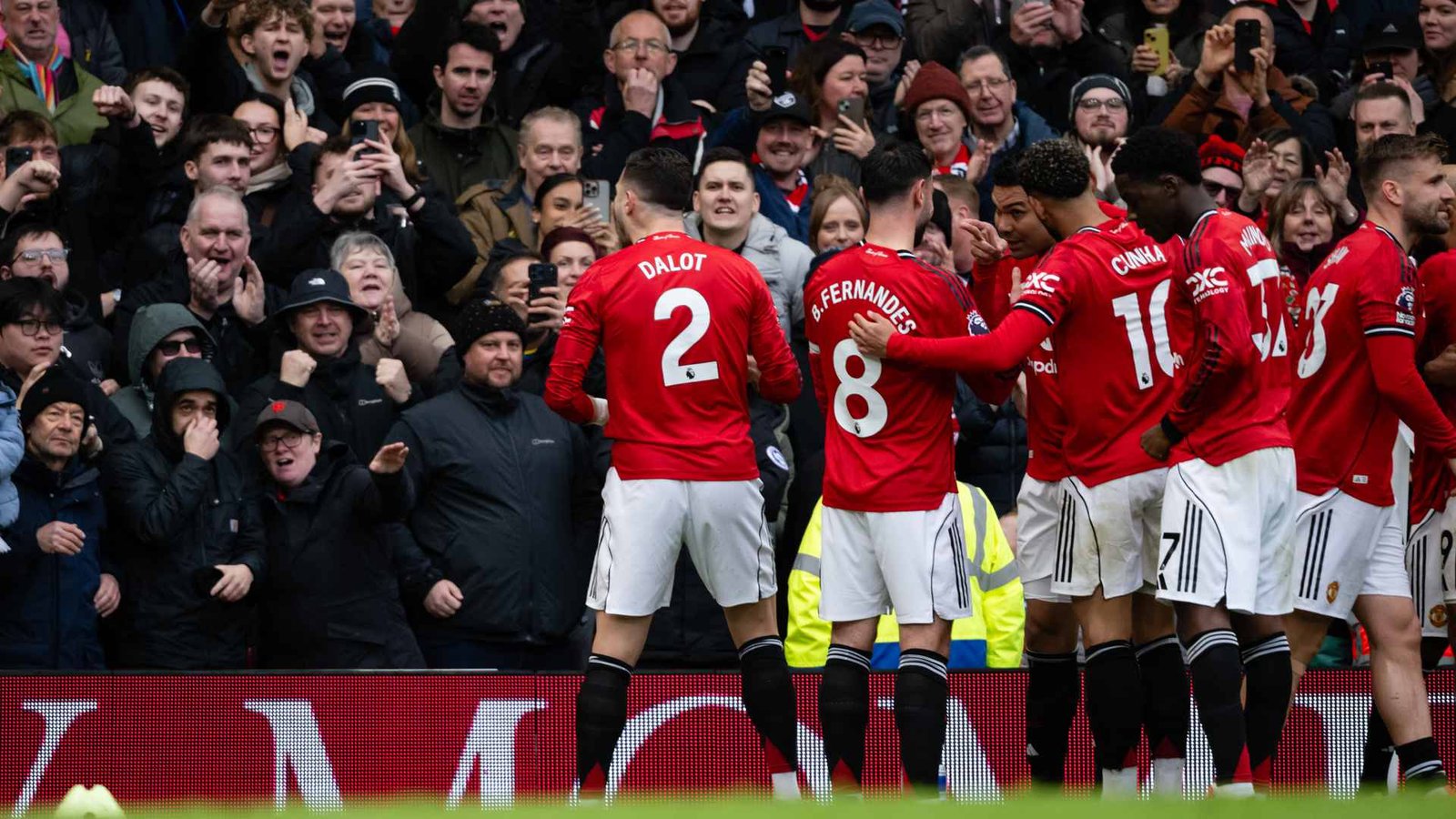 Informe del partido Man Utd 3 Aston Villa 1 | 15 de marzo de 2026