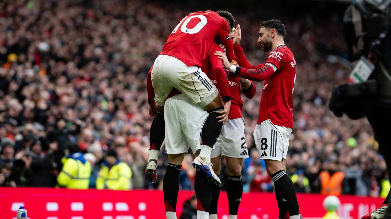 Bruno Fernandes gana el premio al Jugador del Partido del Manchester United contra el Aston Villa | 15 de marzo de 2026
