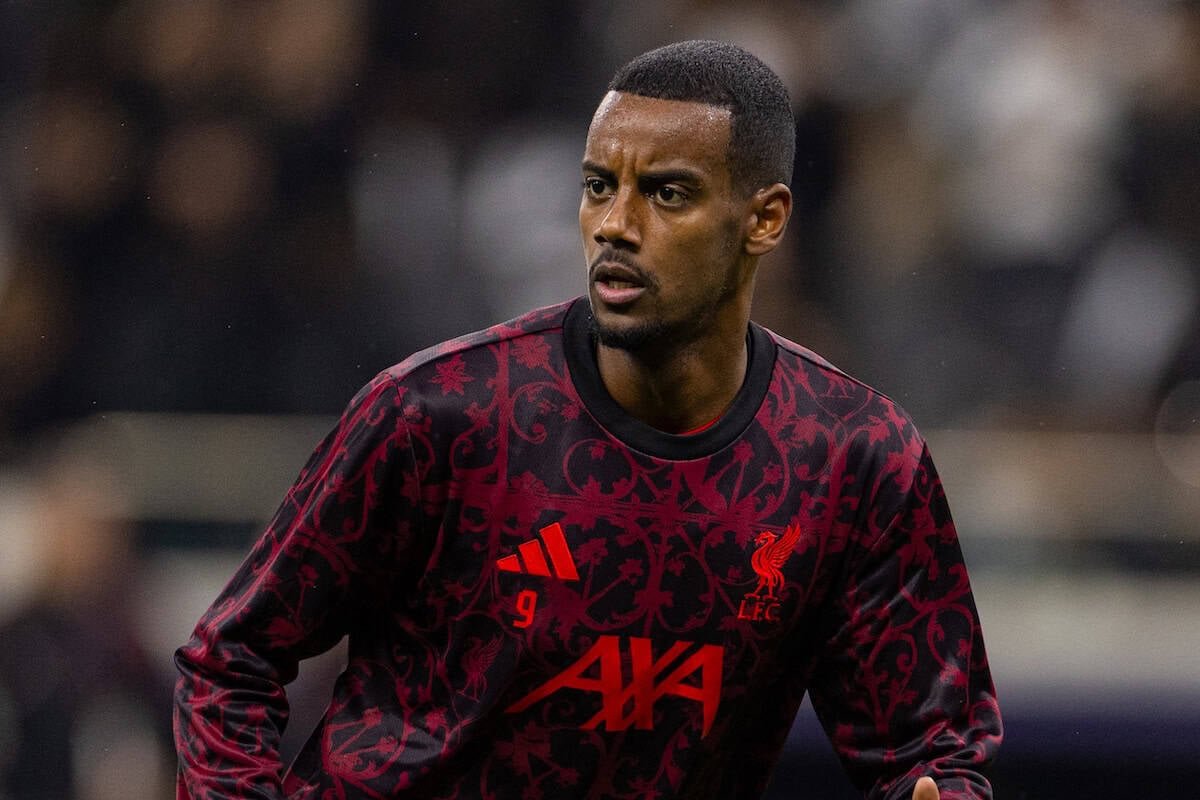 Arne Slot fija fecha de regreso en abril