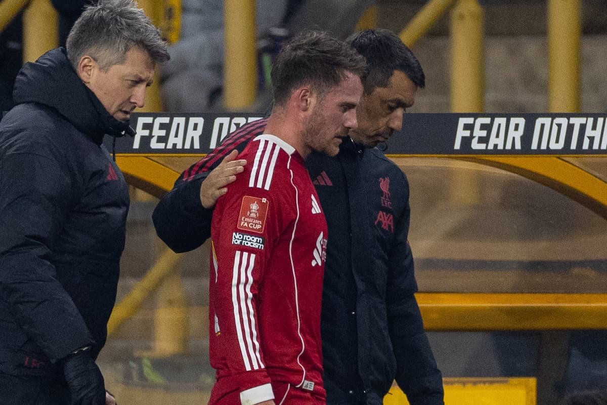 Slot descarta problema contra Wolves