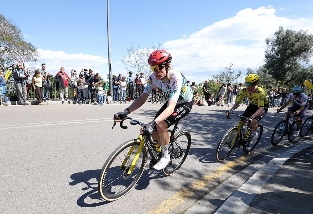 “Hoy me presionaron mucho” – Jonas Vingegaard celebra la reñida victoria en la Volta a Catalunya y mira hacia el Giro de Italia