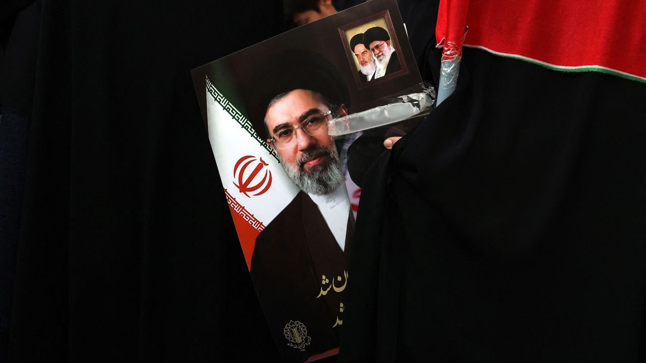 El nuevo líder supremo de Irán es Mojtaba Jamenei