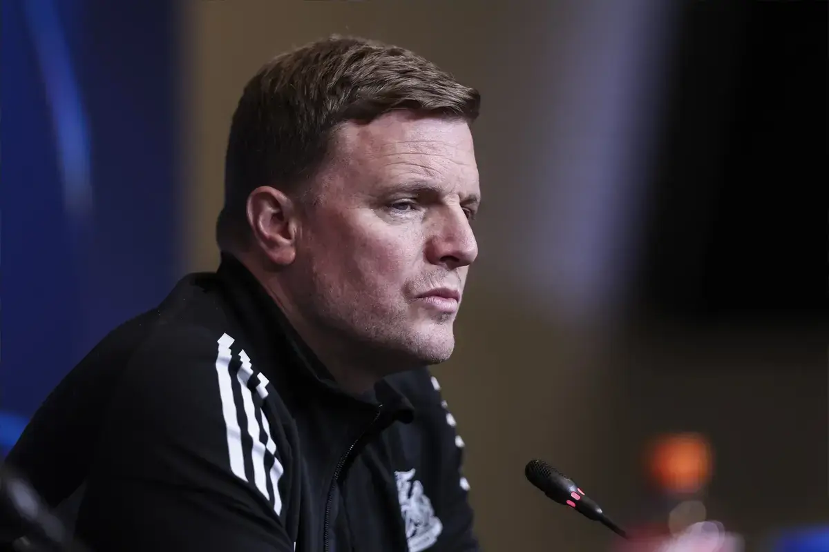 Pat Nevin da su opinión sobre el futuro de Eddie Howe