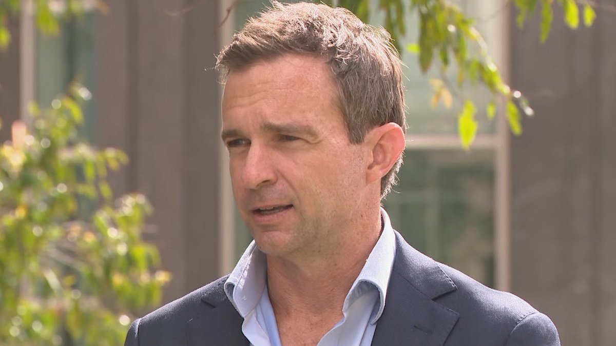 Ben Te’o renuncia como entrenador asistente de los Broncos después de una pelea con Michael Maguire, conferencia de prensa de Dave Donaghy