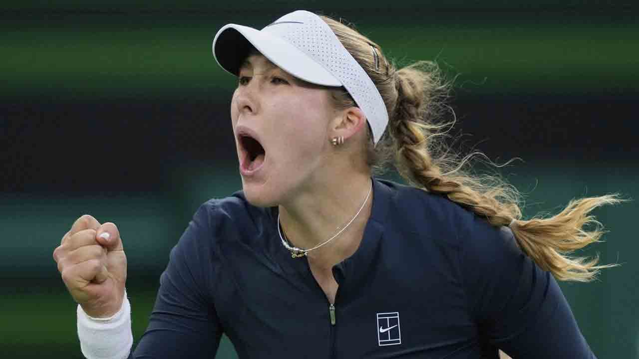 Mirra Andreeva hace un berrinche tras la derrota ante Siniakova en Indian Wells