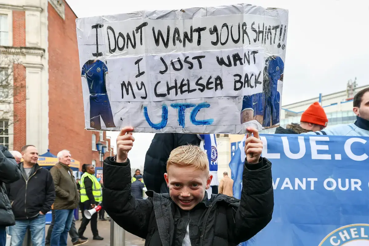 Como estadounidense, me preocupa cómo los propietarios estadounidenses pueden arruinar el fútbol.