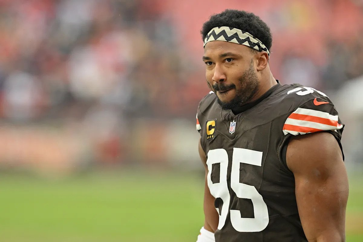 Myles Garrett fue citado por conducir a 94 mph y recibió su novena multa por exceso de velocidad desde que se unió a la NFL.