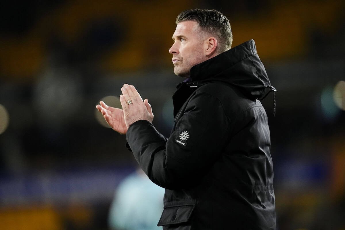 Rob Edwards se prepara para tintos ‘más rápidos’