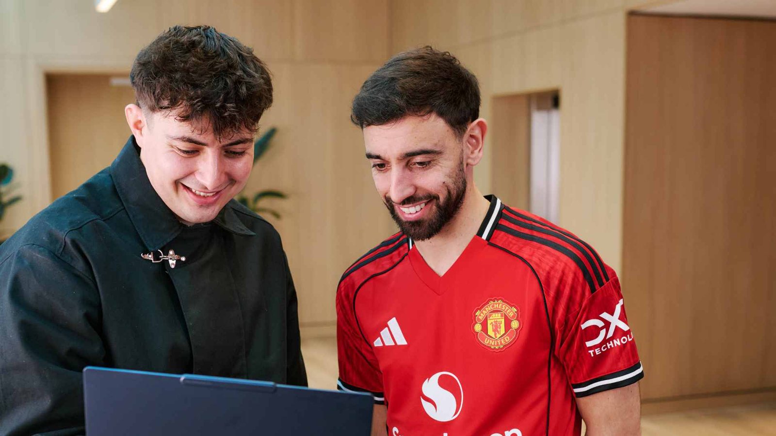 Vista previa con tecnología Snapdragon de Man Utd vs Aston Villa